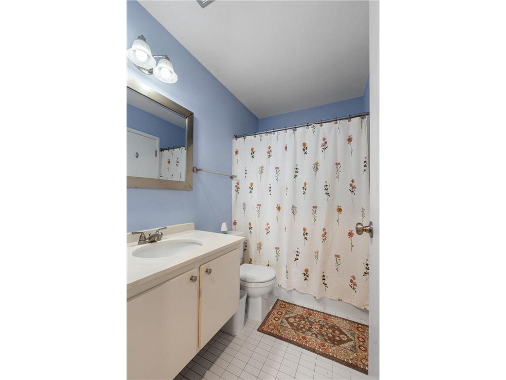 2800 Hamline Avenue N #329 Roseville MN 55113 7045793 image34