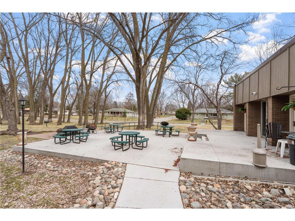 2800 Hamline Avenue N #329 Roseville MN 55113 7045793 image4