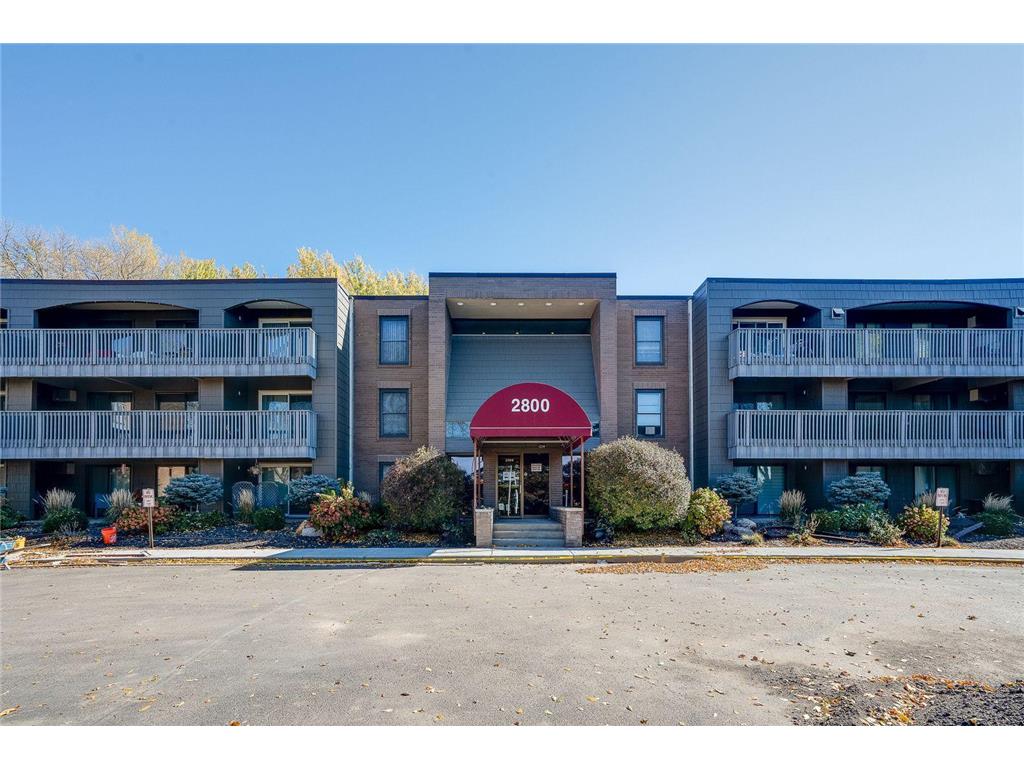 2800 Hamline Avenue N 344, Roseville, MN, 55113 MLS 6273195 Edina