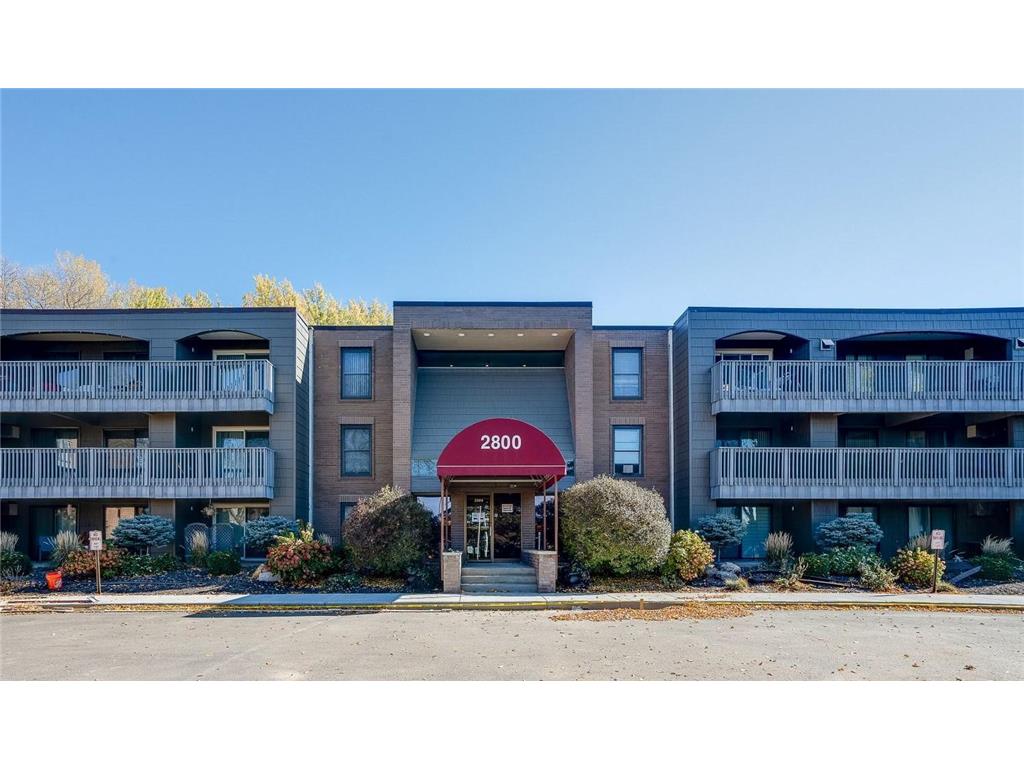 2800 Hamline Avenue N 344, Roseville, MN 55113 MLS 6324883 Edina