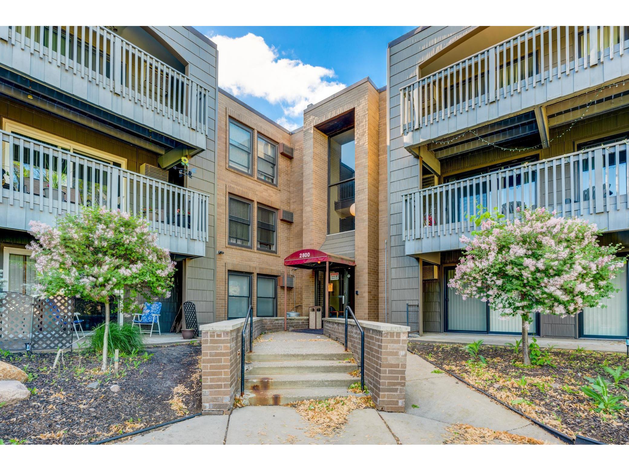 2800 Hamline Avenue N 350, Roseville, MN, 55113 MLS 5764133 Edina