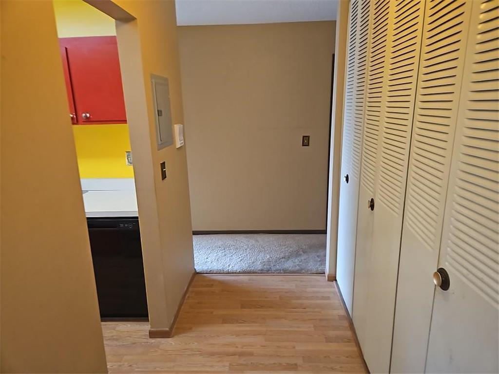 2800 Hillsboro Avenue N #307 New Hope MN 55427 7049830 image13