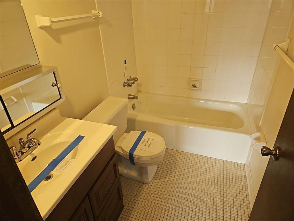 2800 Hillsboro Avenue N #307 New Hope MN 55427 7049830 image20