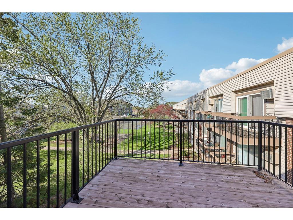 2800 Hillsboro Avenue N #315 New Hope MN 55427 7061550 image12