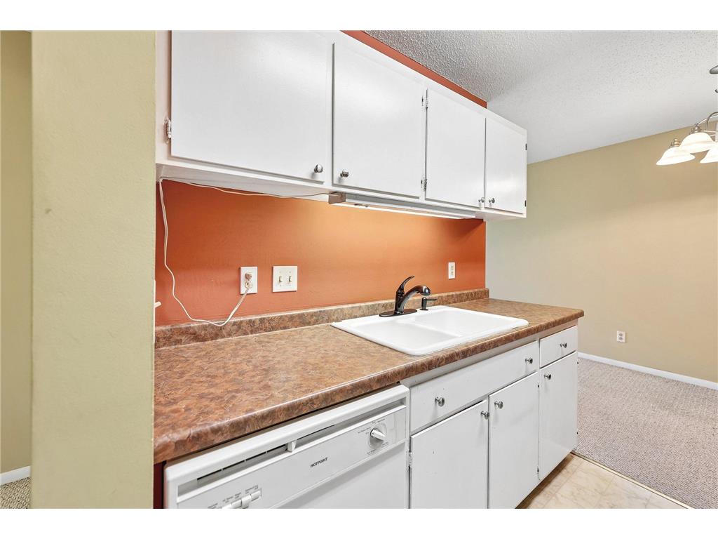 2800 Hillsboro Avenue N #315 New Hope MN 55427 7061550 image21