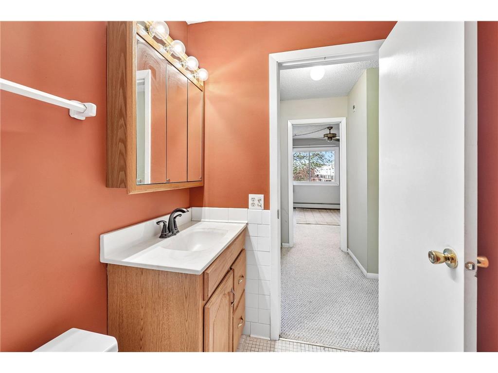 2800 Hillsboro Avenue N #315 New Hope MN 55427 7061550 image22