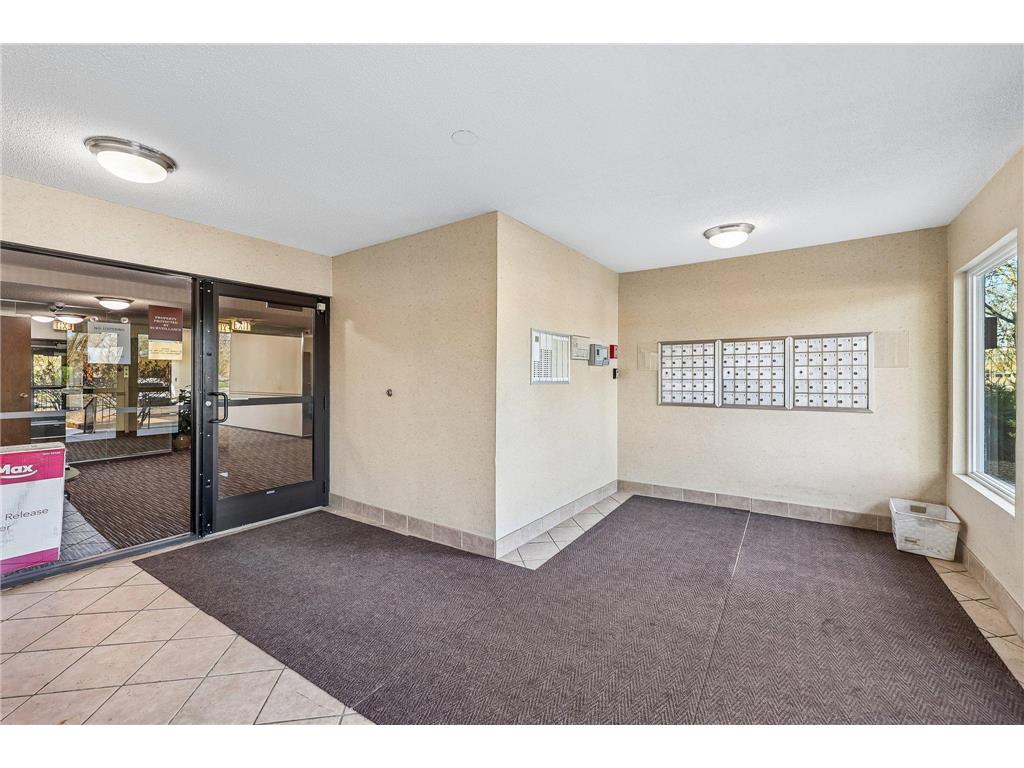 2800 Hillsboro Avenue N #315 New Hope MN 55427 7061550 image32