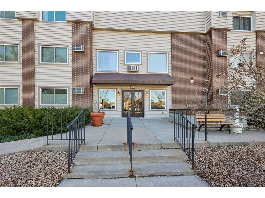 2800 Hillsboro Avenue N #315 New Hope MN 55427 7061550 image6
