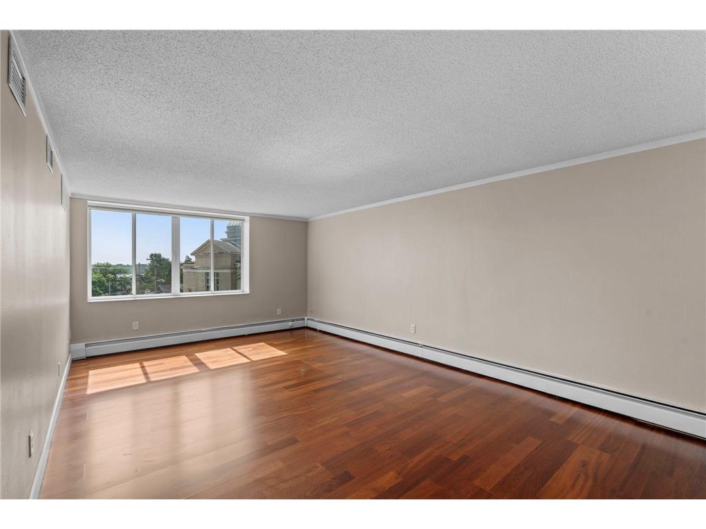 2800 W 44th Street #302 Minneapolis MN 55410 7100030 image11