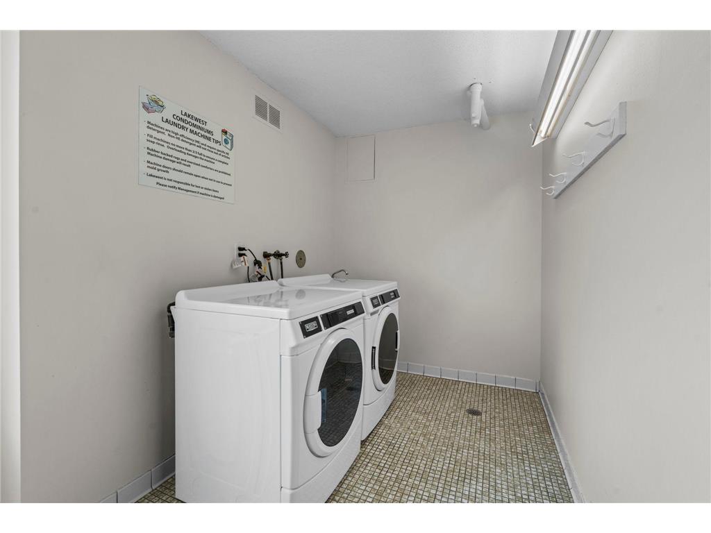 2800 W 44th Street #302 Minneapolis MN 55410 7100030 image18