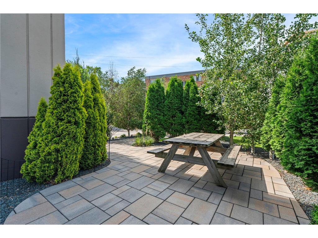 2800 W 44th Street #302 Minneapolis MN 55410 7100030 image20