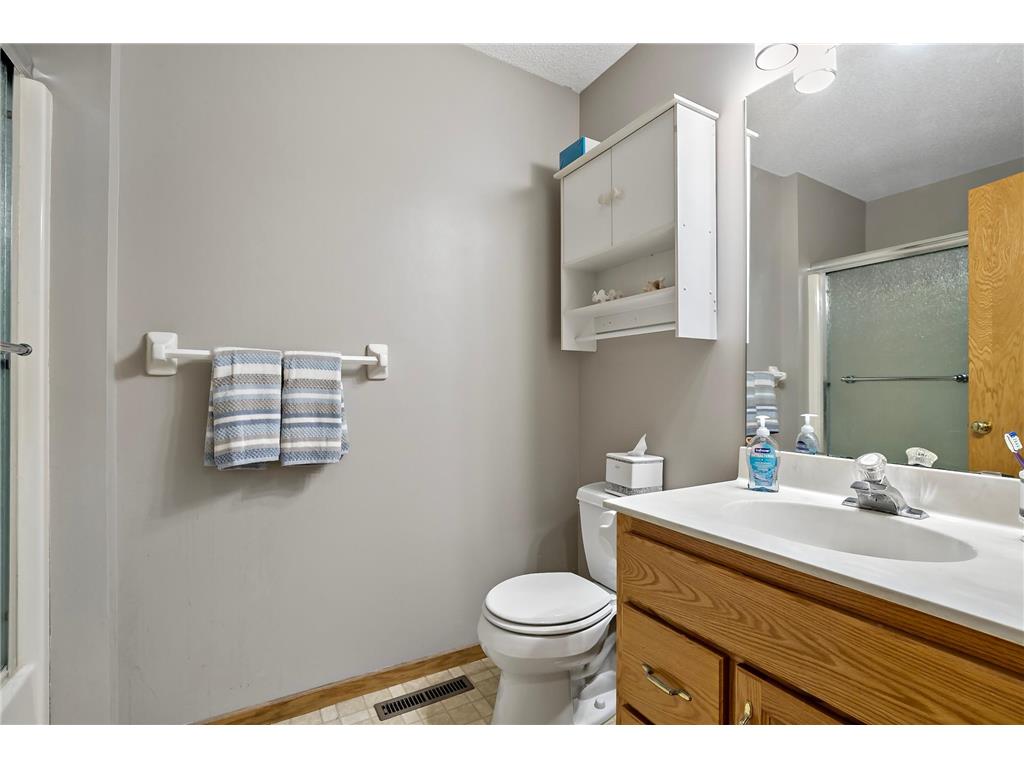 2801 87th Trail N Brooklyn Park MN 55443 7063408 image32