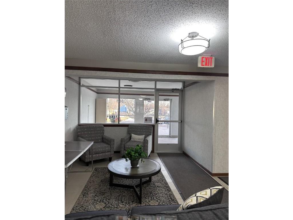 2801 Flag Avenue N #102 New Hope MN 55427 7018292 image14