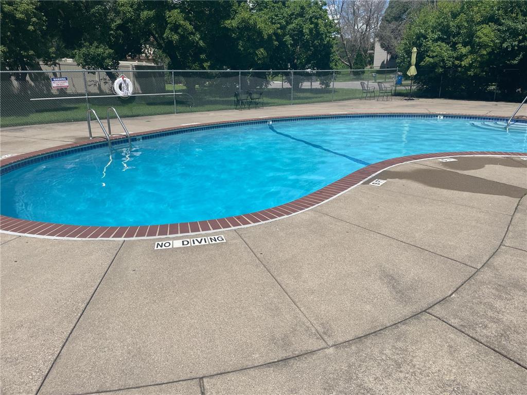 2801 Flag Avenue N #203 New Hope MN 55427 6740551 image1