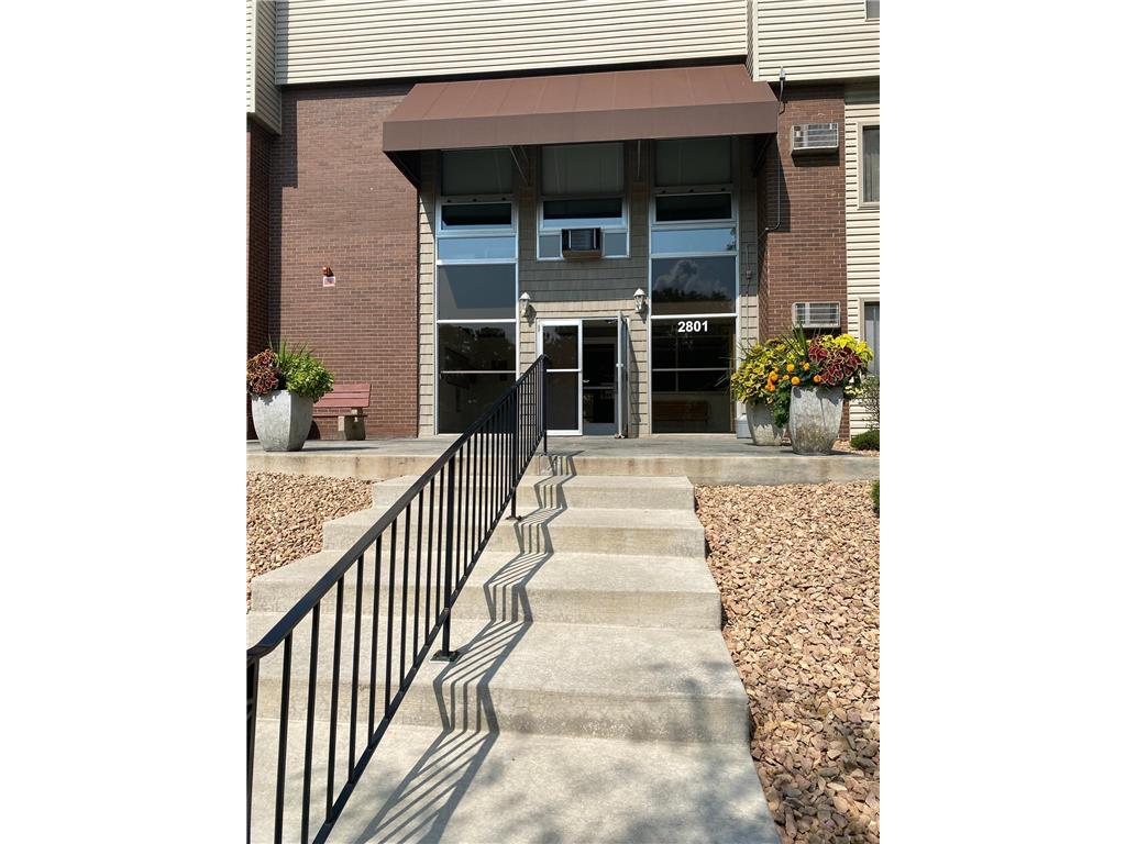 2801 Flag Avenue N #322 New Hope MN 55427 6518792 image1