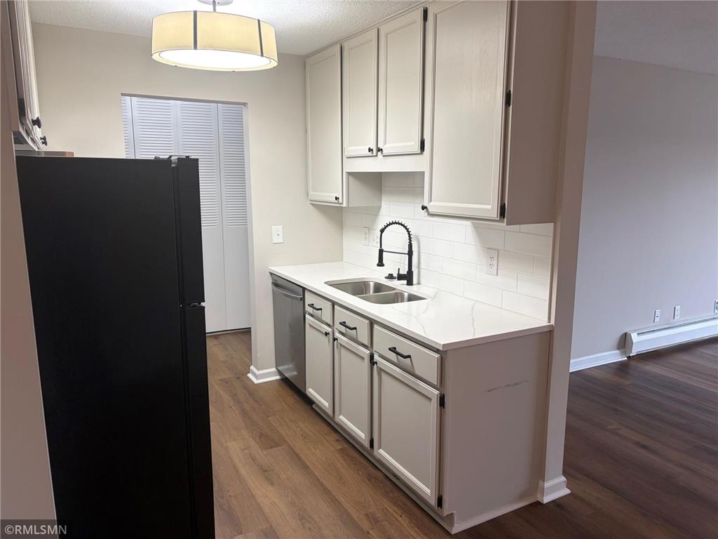 2801 Flag Avenue N #323 New Hope MN 55427 7046697 image4