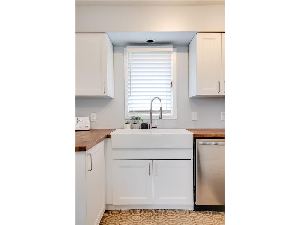 2801 Lincoln Street NE Minneapolis MN 55418 7090615 image26