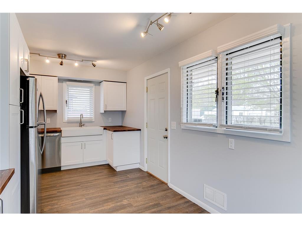 2801 Lincoln Street NE Minneapolis MN 55418 7090615 image60