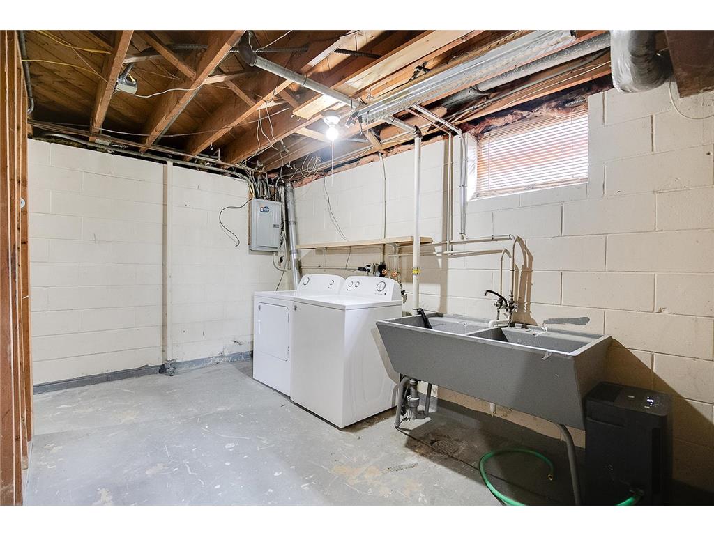 2801 Lincoln Street NE Minneapolis MN 55418 7090615 image90