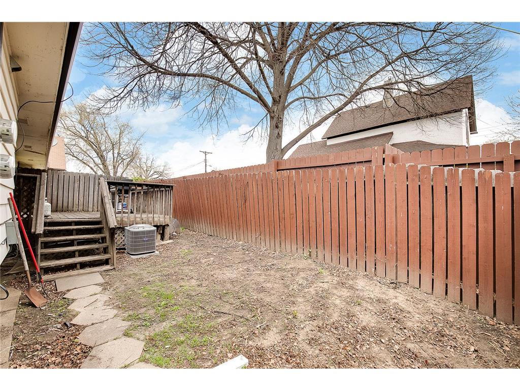 2801 Lincoln Street NE Minneapolis MN 55418 7090615 image95