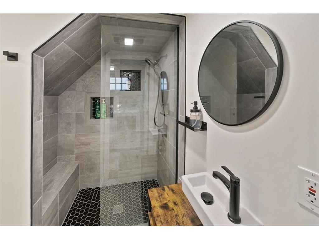 2801 Oakland Avenue Minneapolis MN 55407 7002981 image28