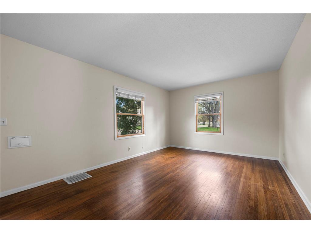 2801 W 71 1/2 Street Richfield MN 55423 7081648 image10