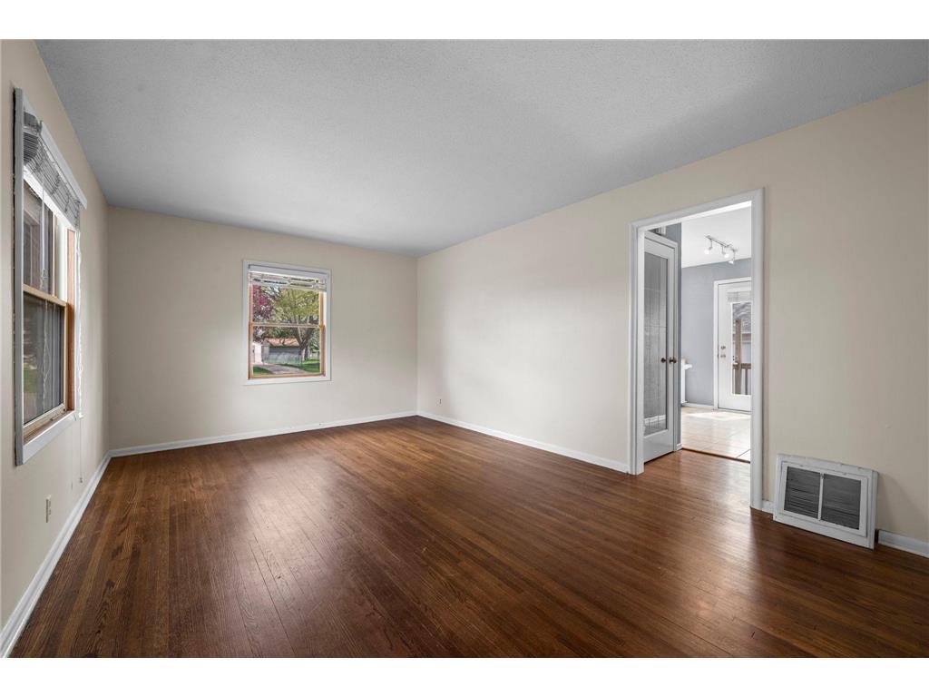 2801 W 71 1/2 Street Richfield MN 55423 7081648 image12