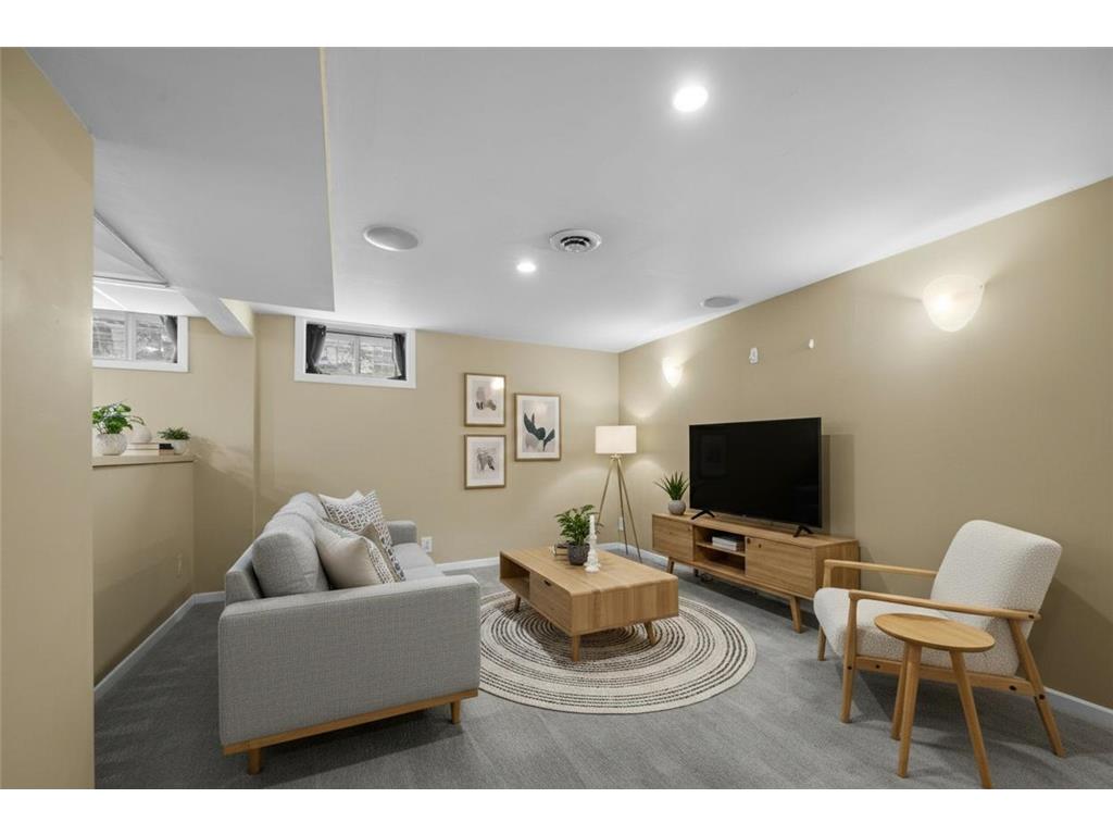 2801 W 71 1/2 Street Richfield MN 55423 7081648 image8