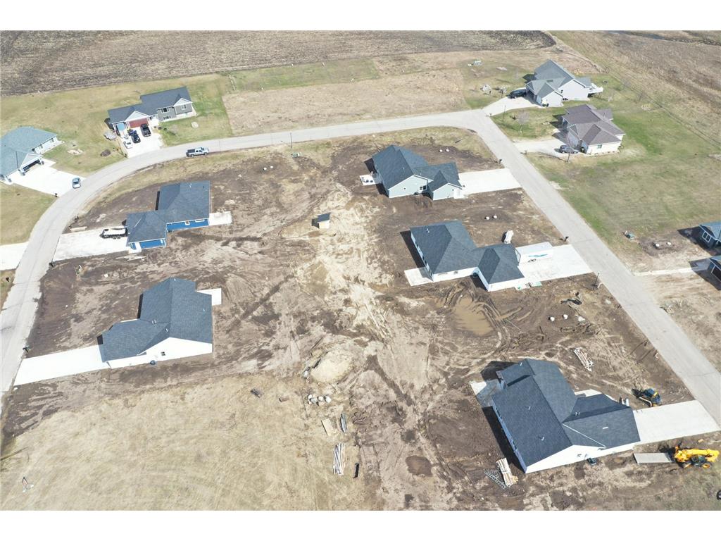 2802 11th Avenue SE Willmar MN 56201 6267936 image1