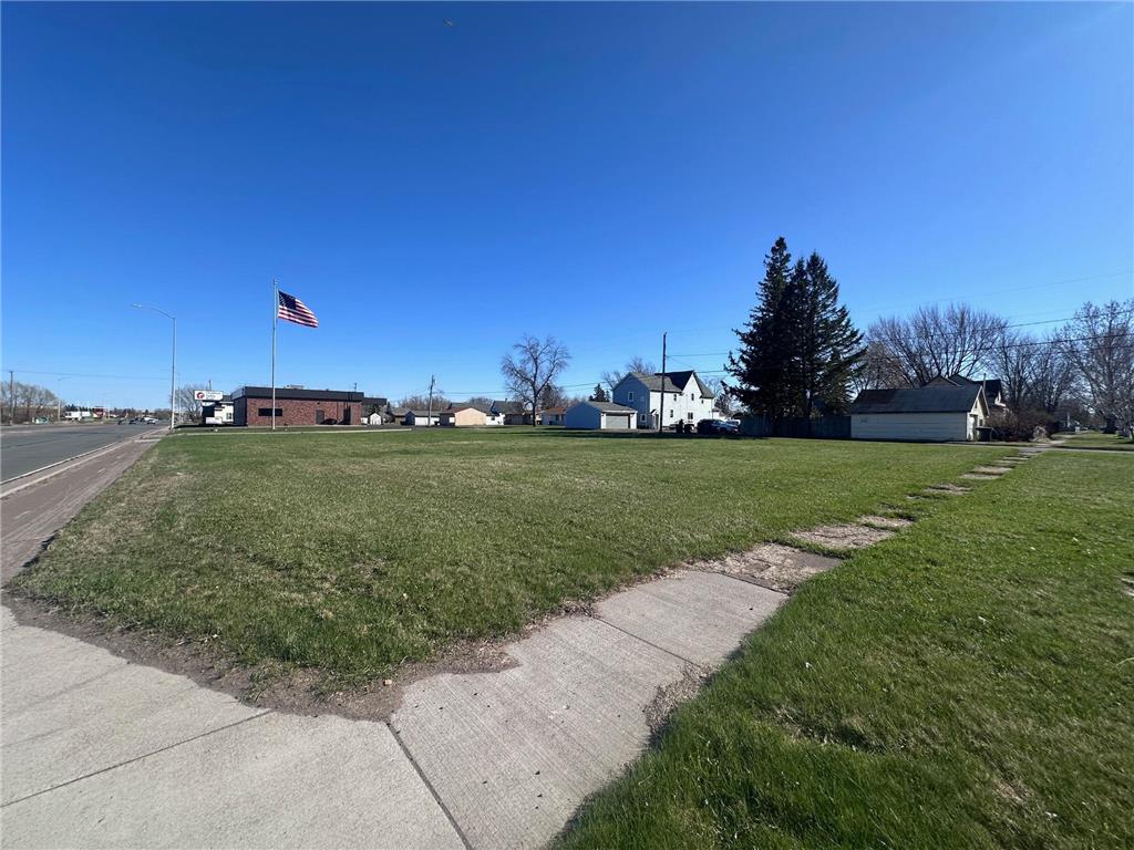 2802 E 2nd Street Superior WI 54880 6722665 image2