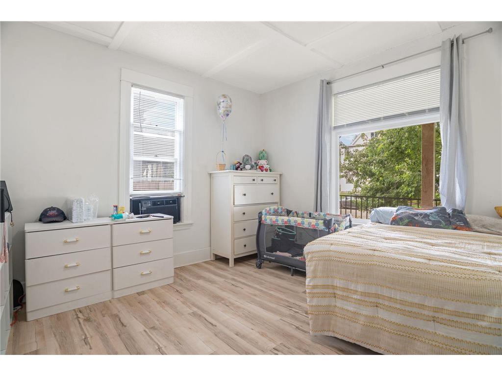 2802 Girard Avenue N Minneapolis MN 55411 6765267 image12