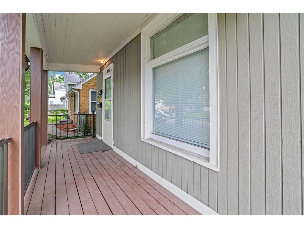 2802 Girard Avenue N Minneapolis MN 55411 6765267 image3