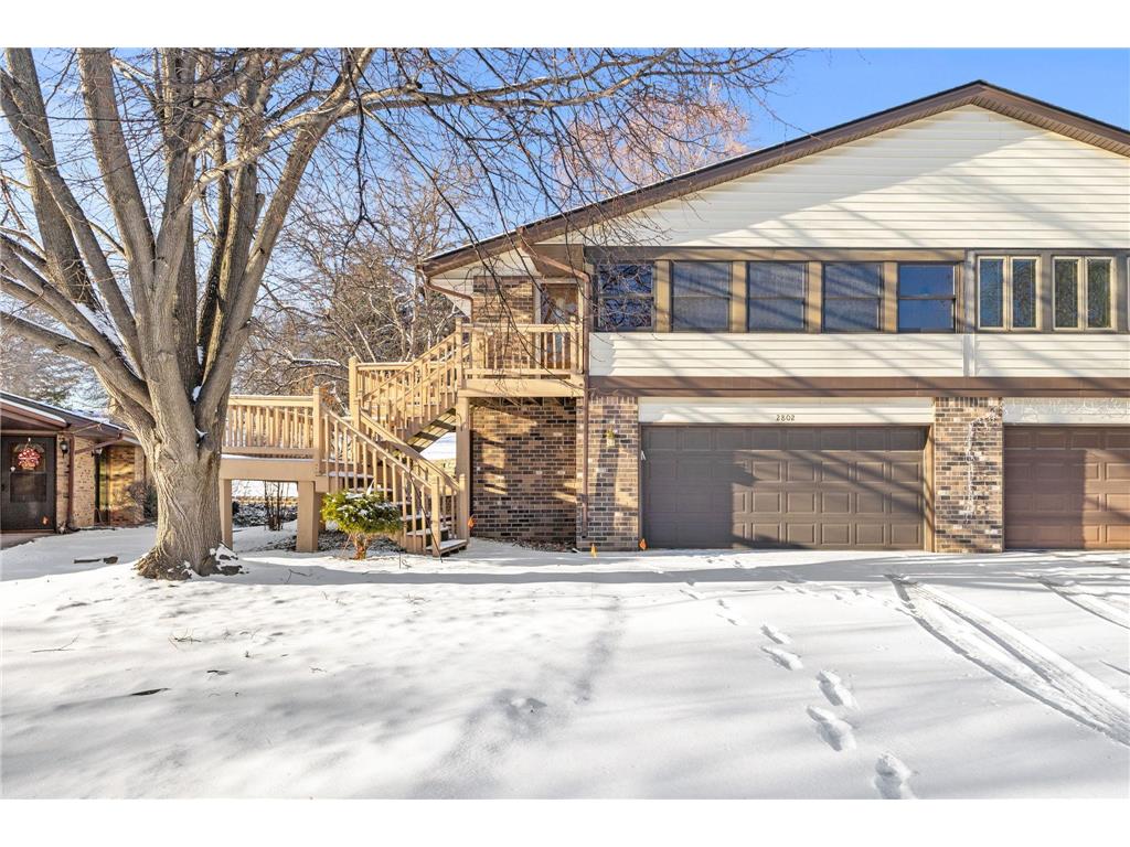 2802 Robinwood Way Woodbury MN 55125 6652054 image1