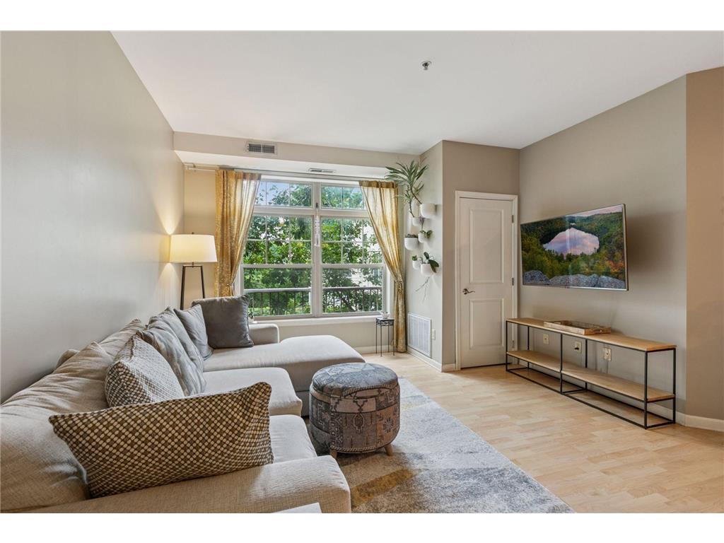2803 E 38th Street #204 Minneapolis MN 55406 7098355 image14