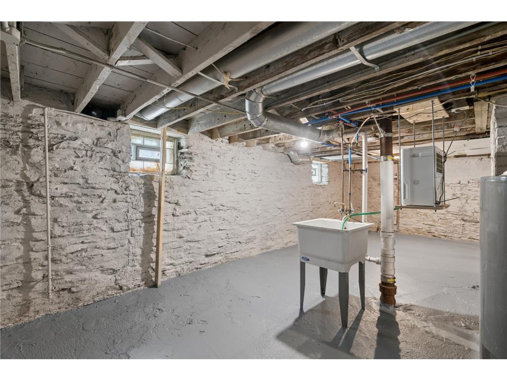 2803 Fremont Avenue N Minneapolis MN 55411 7084319 image17