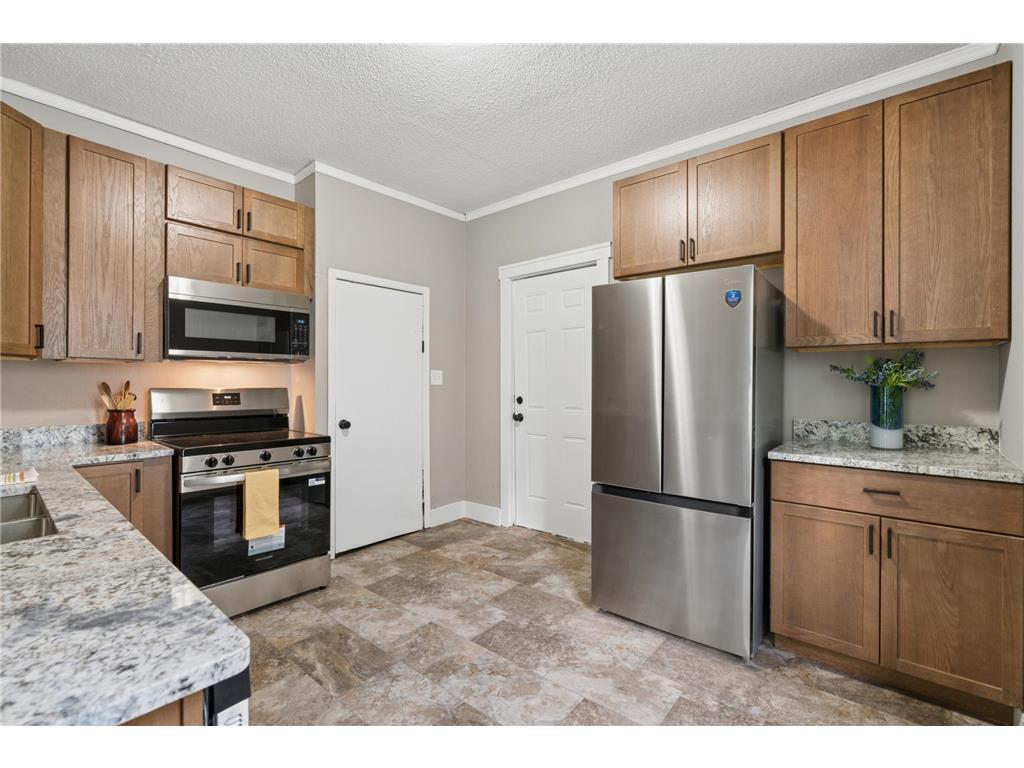 2803 Fremont Avenue N Minneapolis MN 55411 7084319 image8