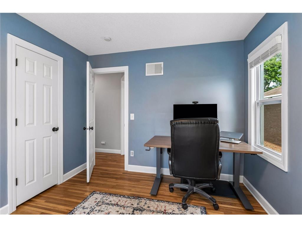2804 Blackstone Avenue Saint Louis Park MN 55416 7080545 image11