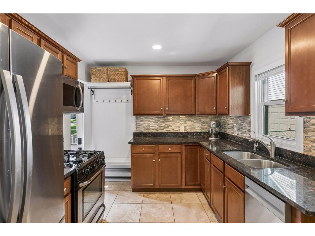 2804 Blackstone Avenue Saint Louis Park MN 55416 7080545 image6