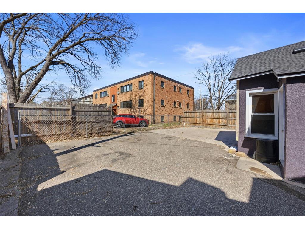 2804 Pillsbury Avenue S Minneapolis MN 55408 7050235 image18