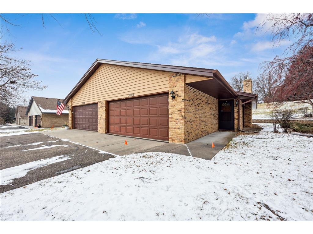 2804 Robinwood Way Woodbury MN 55125 6475441 image1