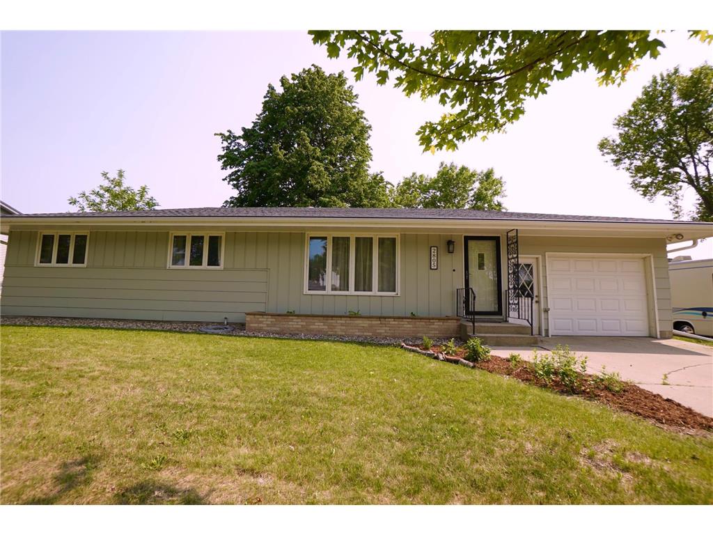 2805 12th Avenue NW Willmar MN 56201 6730894 image1