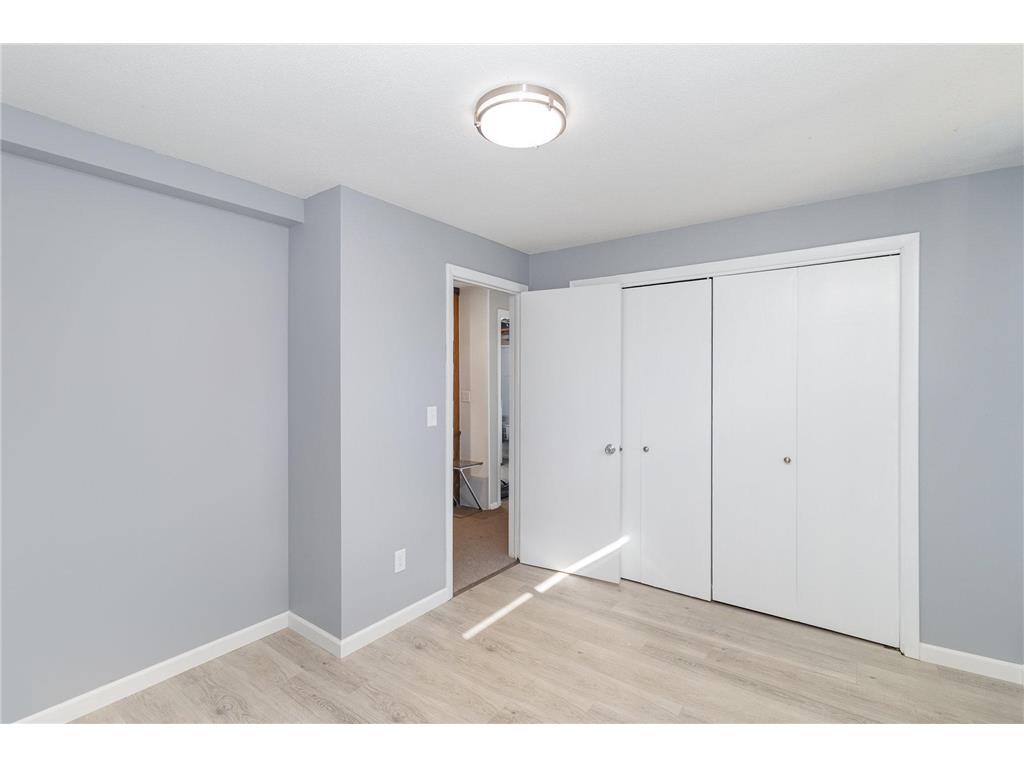 2805 Regent Avenue N Golden Valley MN 55422 6745059 image13