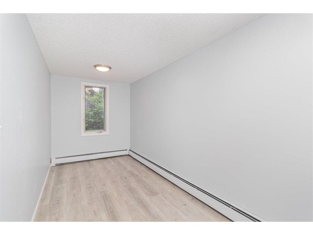 2805 Regent Avenue N Golden Valley MN 55422 6745059 image17