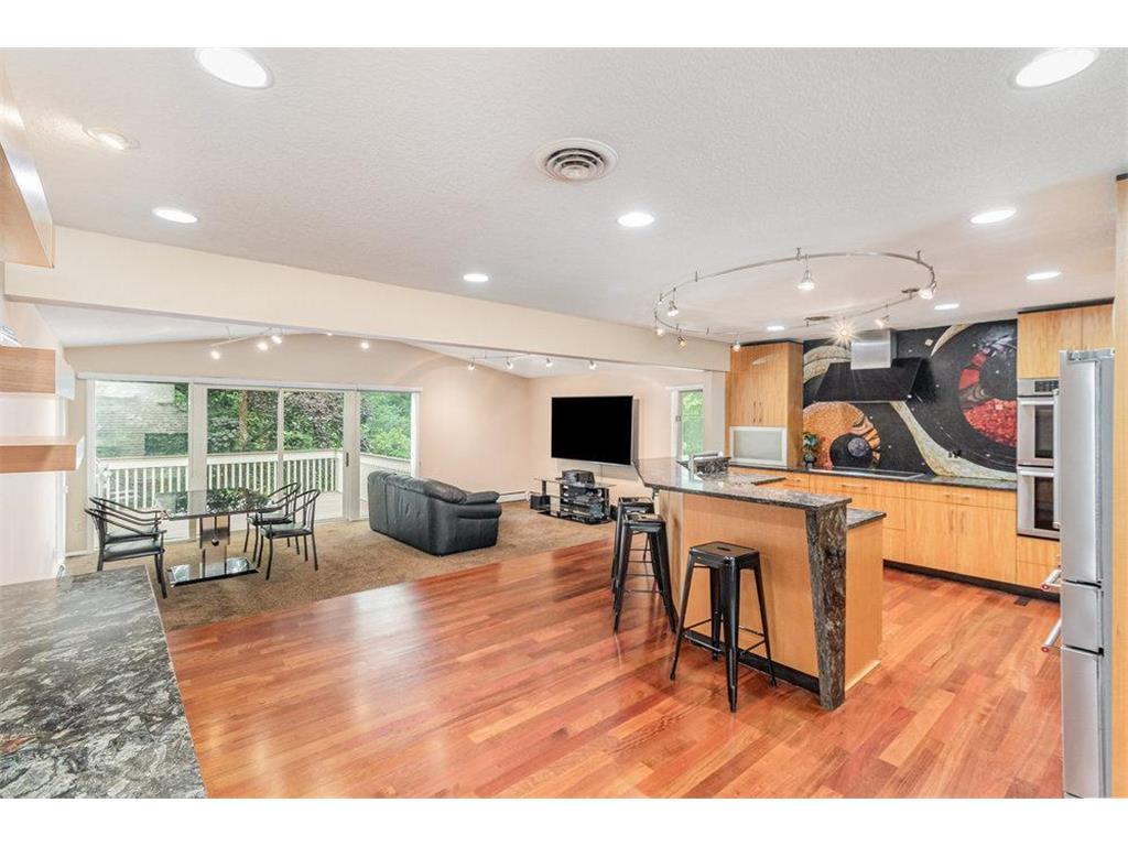 2805 Regent Avenue N Golden Valley MN 55422 6745059 image5