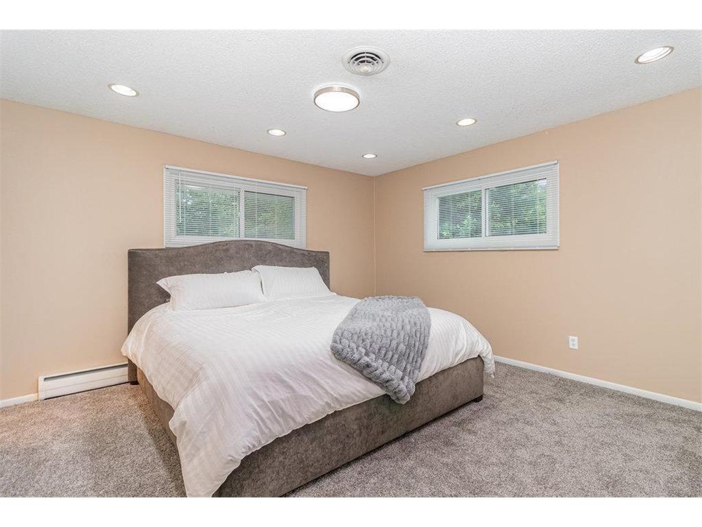 2805 Regent Avenue N Golden Valley MN 55422 6745059 image6