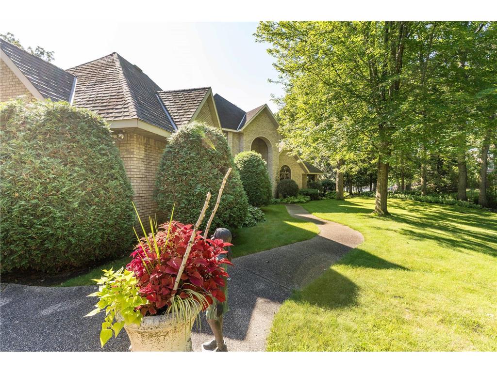 2807 Government Point Road NE Alexandria MN 56308 - Le Homme Dieu 6768925 image10