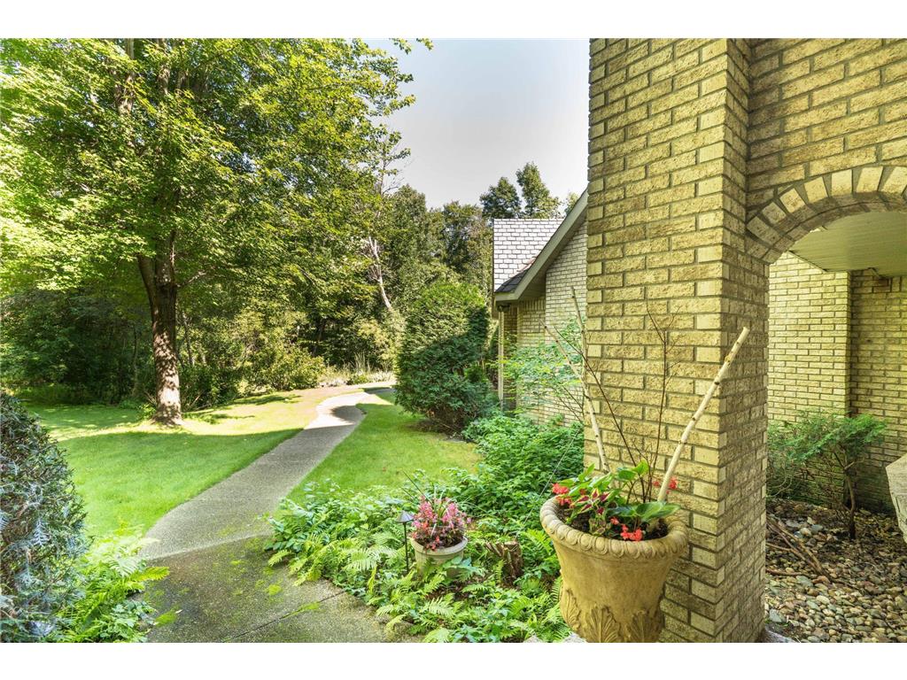 2807 Government Point Road NE Alexandria MN 56308 - Le Homme Dieu 6768925 image14