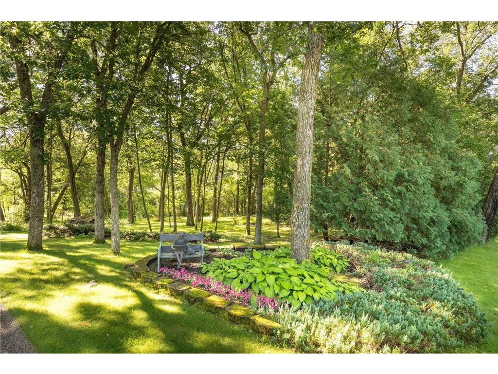 2807 Government Point Road NE Alexandria MN 56308 - Le Homme Dieu 6768925 image3