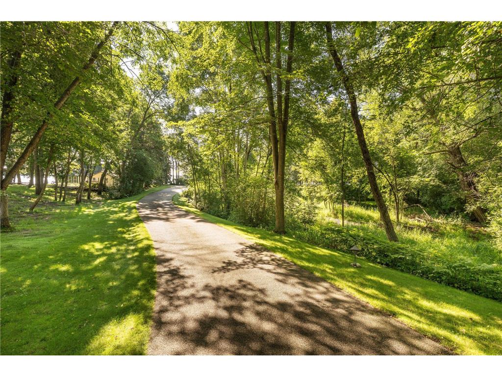 2807 Government Point Road NE Alexandria MN 56308 - Le Homme Dieu 6768925 image5