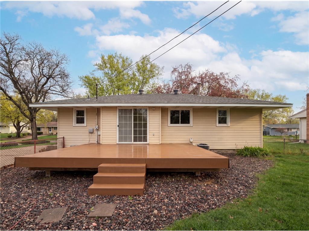 2807 Ohenry Road Brooklyn Center MN 55430 7062929 image5